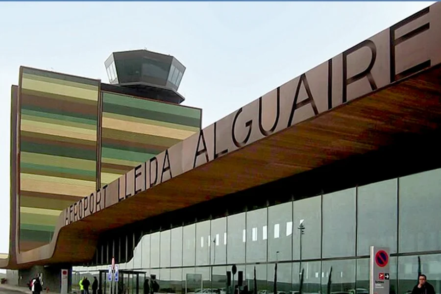 Lleida-Alguaire-Airport-01